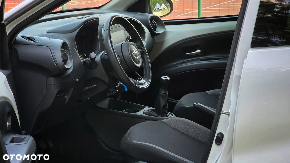 Toyota Aygo X 1.0 VVT-i Active - 11