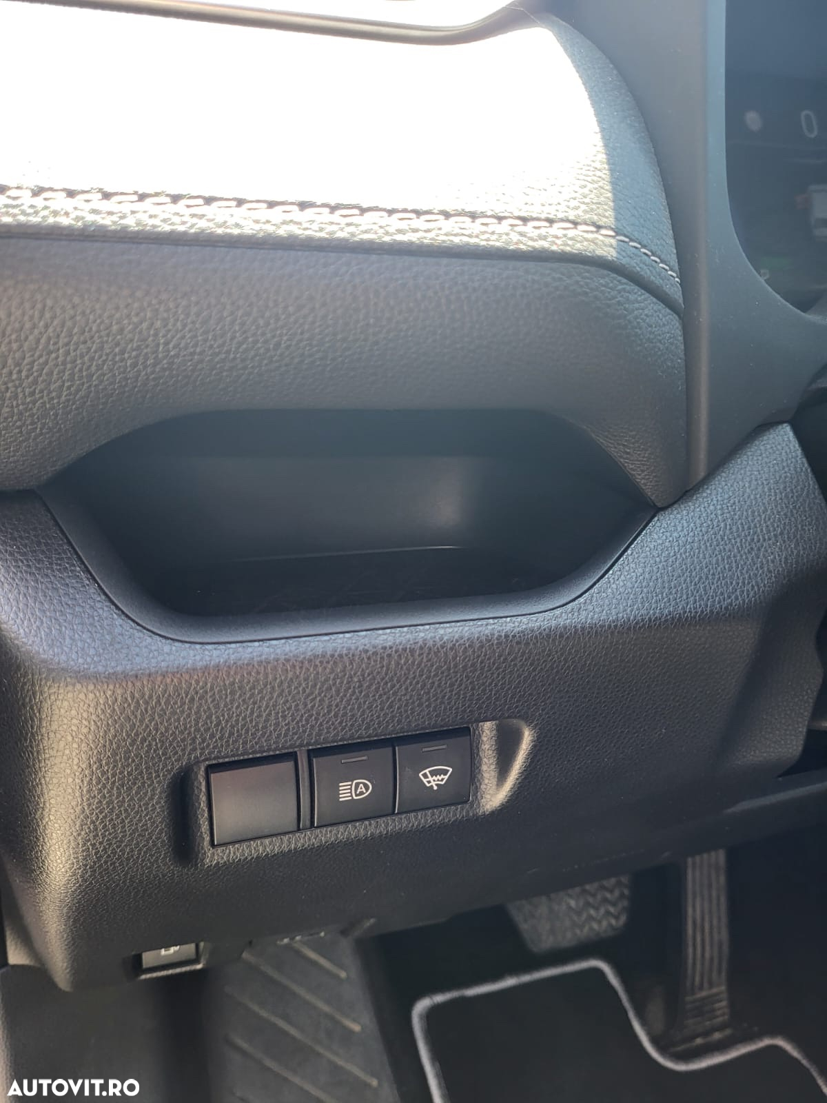 Toyota RAV4 2.5 Hybrid VVT-iE 4x2 Dynamic - 11