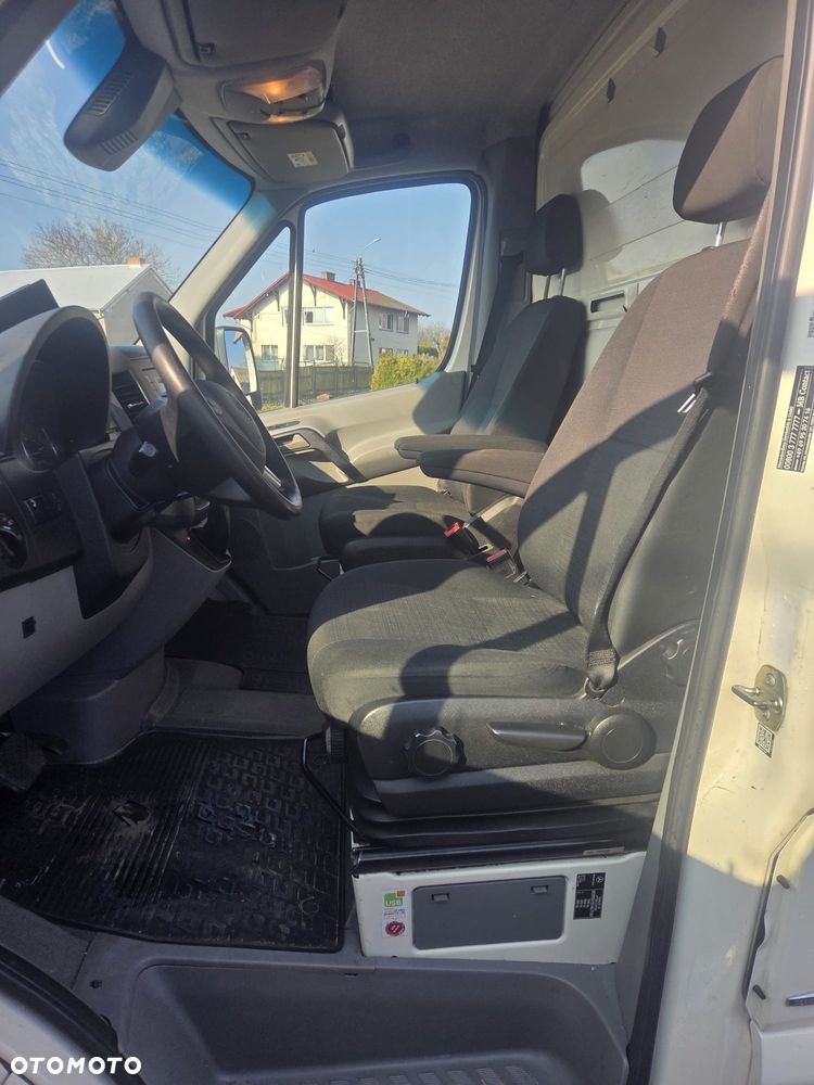 Mercedes-Benz SPRINTER - 15