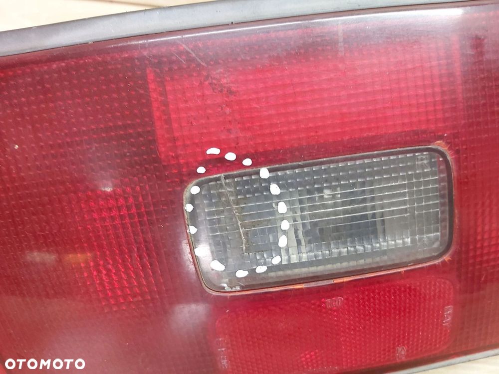 Toyota Celica V zaślepka lampy prawy tył lampa prawa - 5