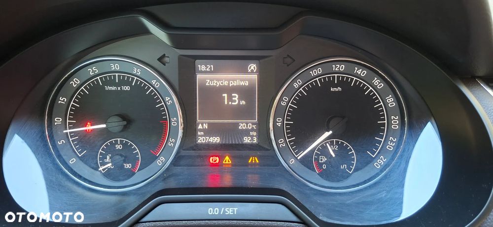 Skoda Octavia 2.0 TDI L&K DSG - 14