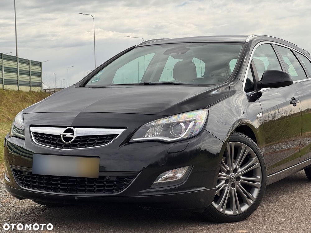 Opel Astra 2.0 CDTI DPF ecoFLEX SportsTourer Start/Stop Innovation - 22