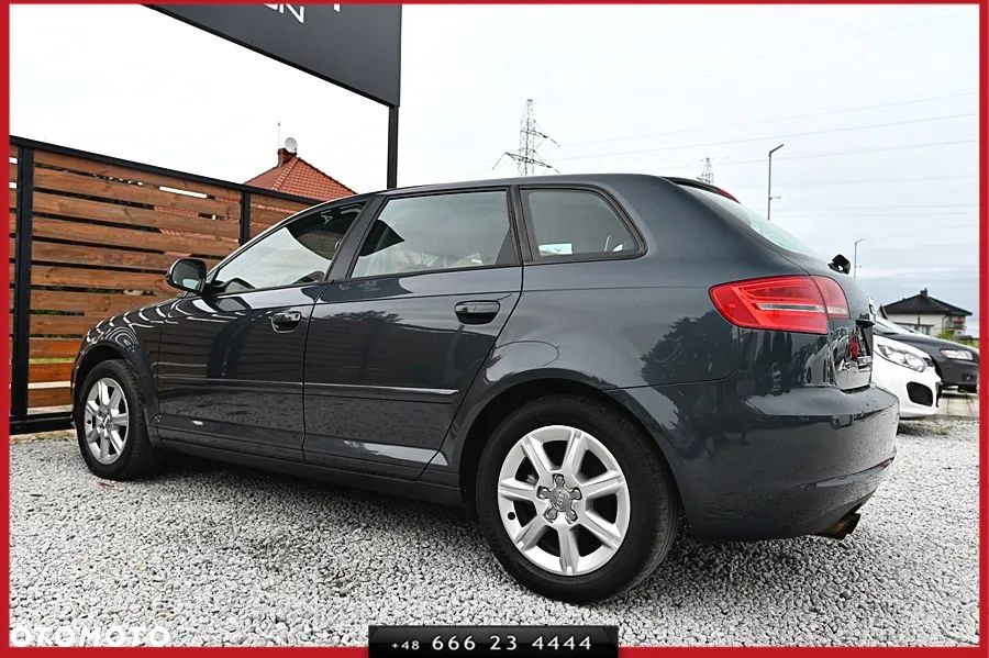 Audi A3 Sportback 1.8 TFSI Ambition - 9