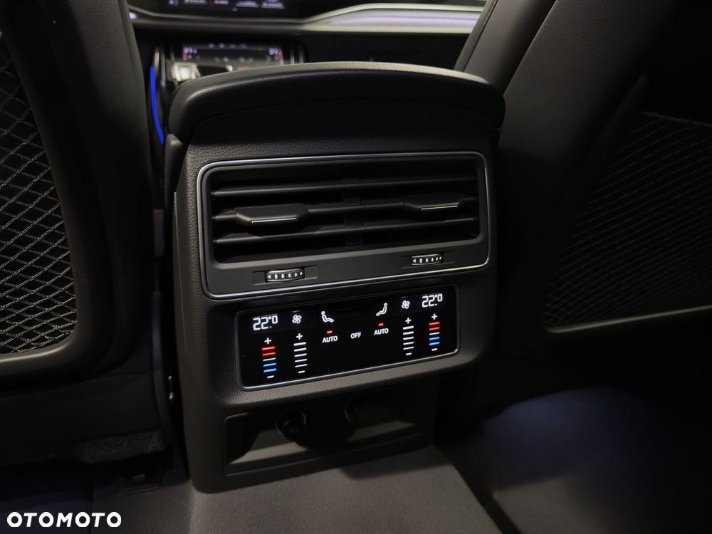 Audi Q8 - 31