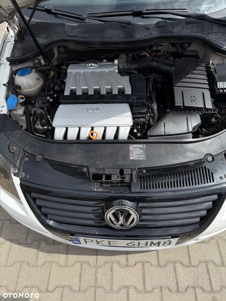Volkswagen Passat 3.2 V6 FSI 4Mot Highline DSG - 8