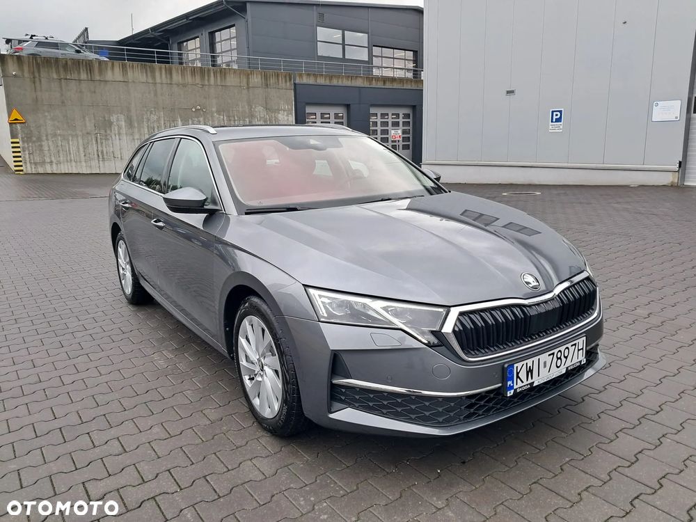 Skoda Octavia 1.5 TSI mHEV Selection DSG - 2