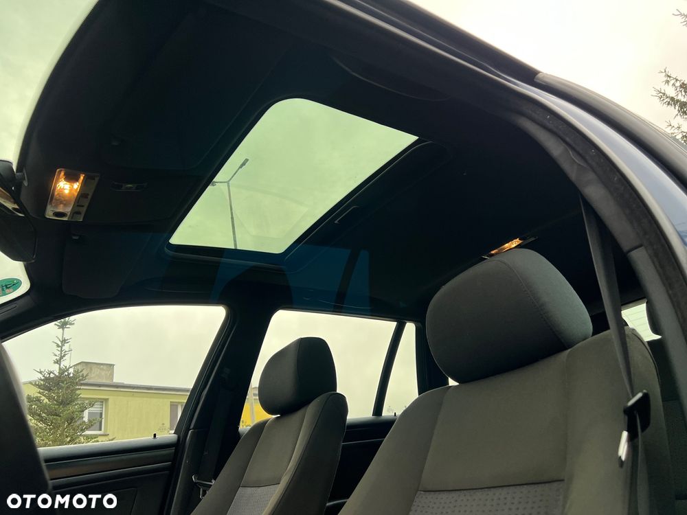 BMW Seria 3 318i Edition Lifestyle - 24