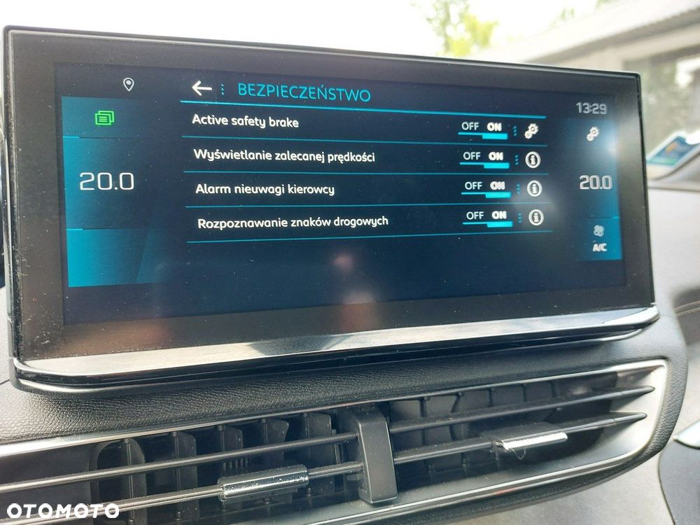 Peugeot 3008 - 29