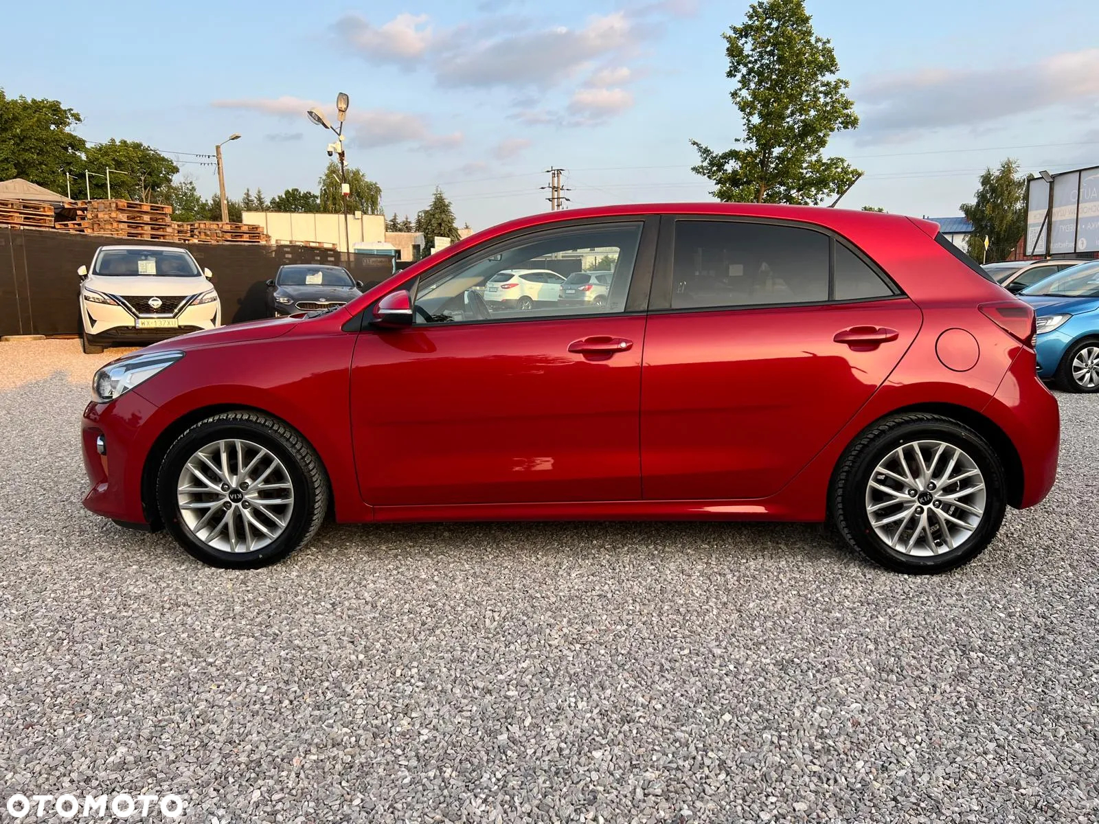 Kia Rio 1.4 L - 6
