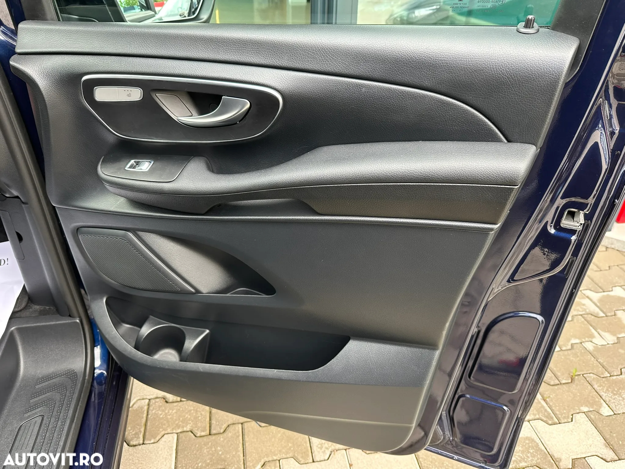 Mercedes-Benz V 250 d Combi Lung 190 CP RWD 9AT Exclusive - 26