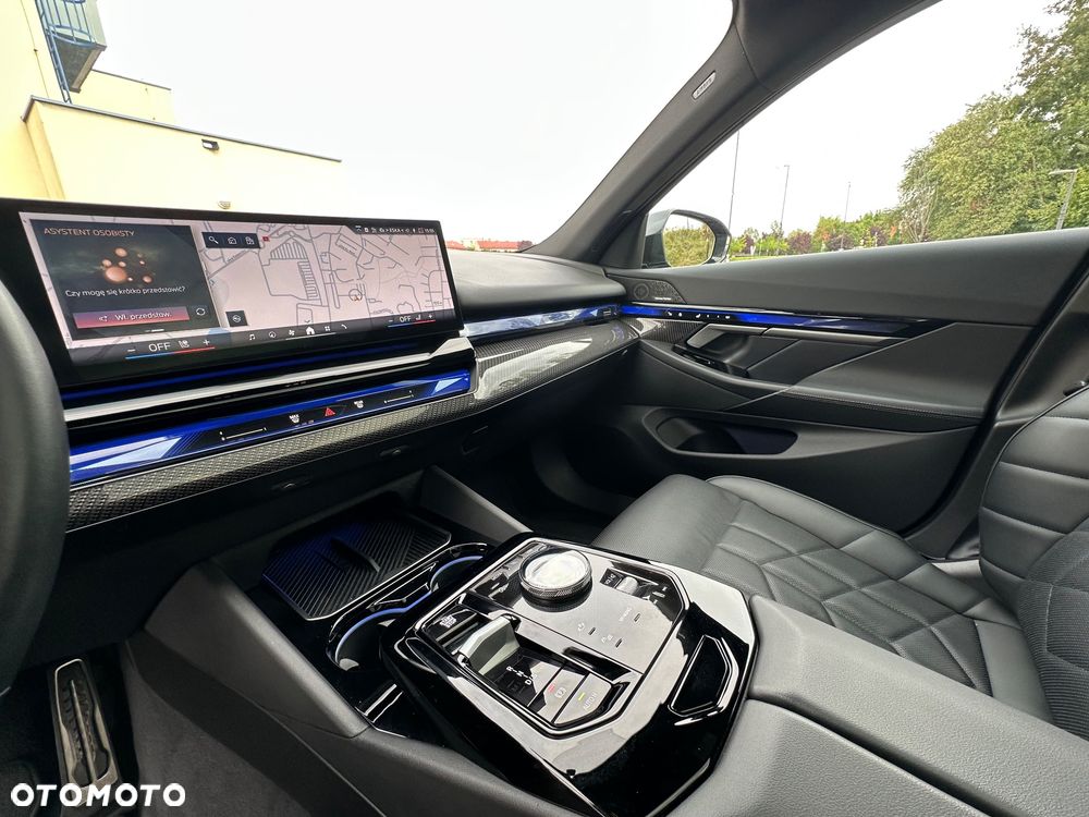 BMW Seria 5 - 31