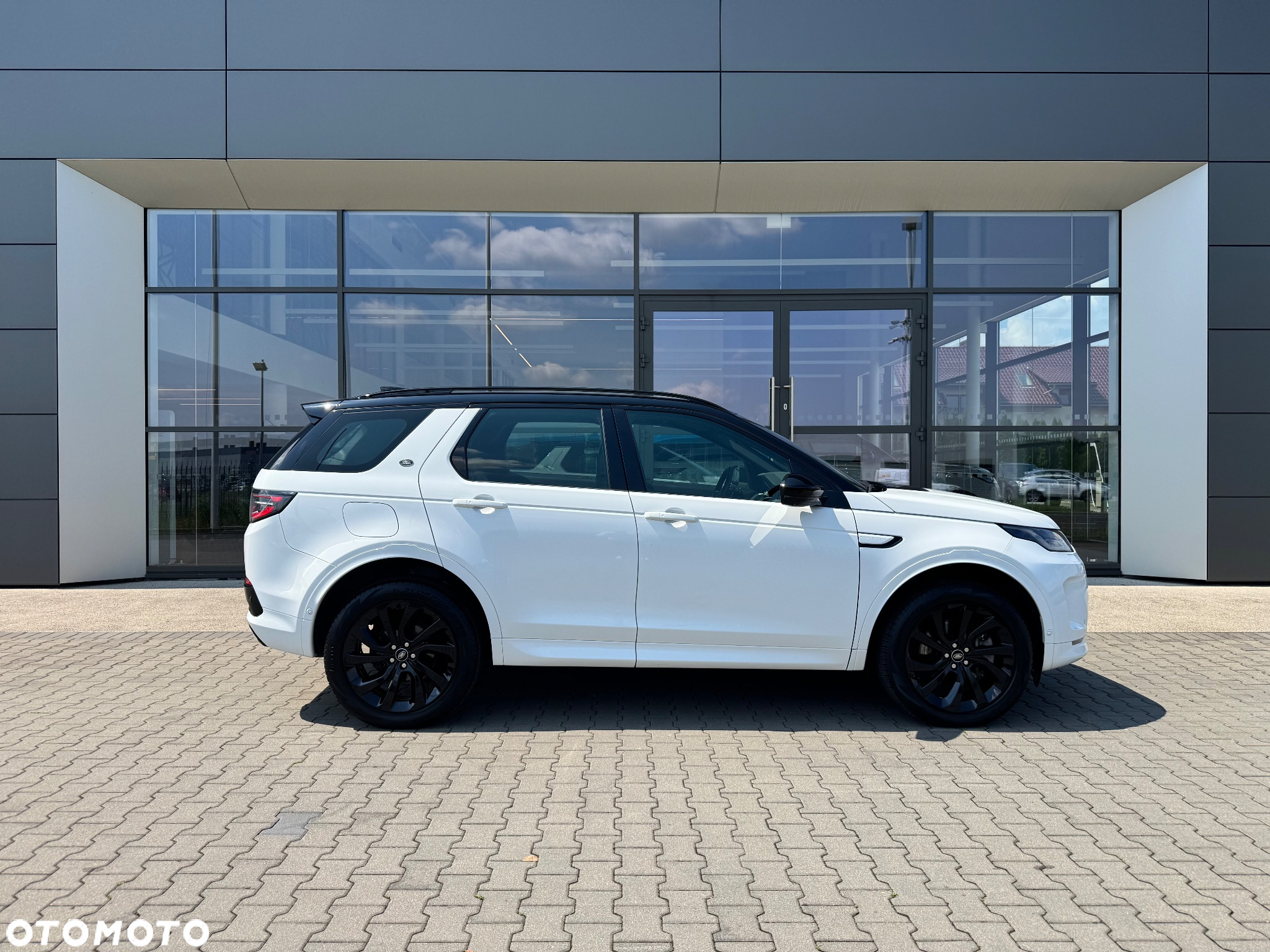 Land Rover Discovery Sport - 13