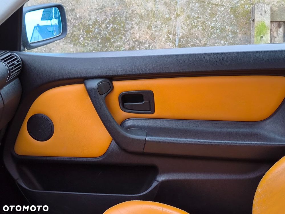 BMW Seria 3 - 12