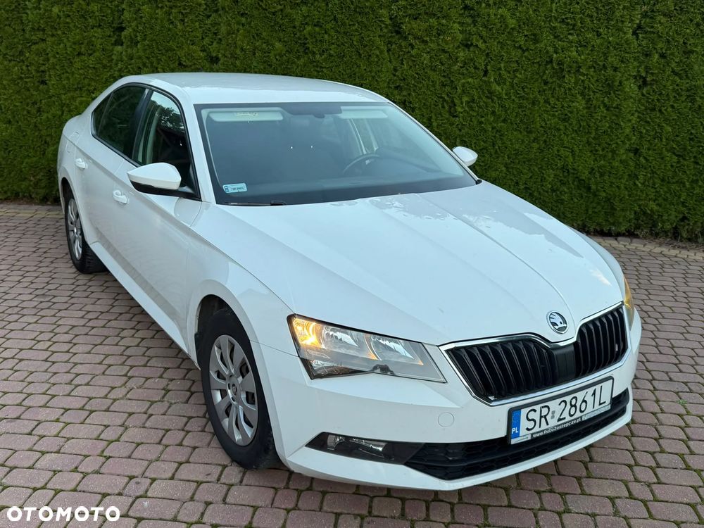 Skoda Superb - 2
