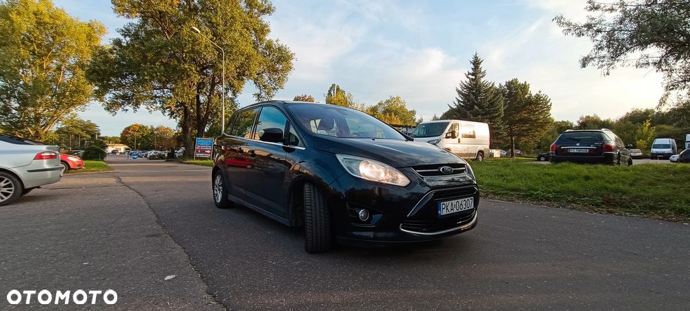 Ford Grand C-Max 2011 photo 2