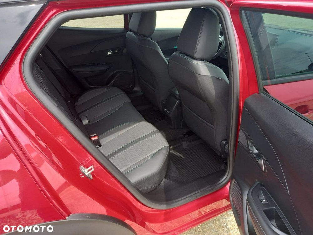 Peugeot 2008 - 12