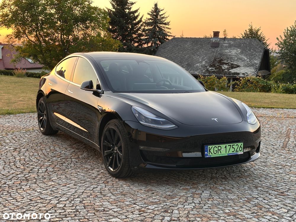 Tesla Model 3 - 2