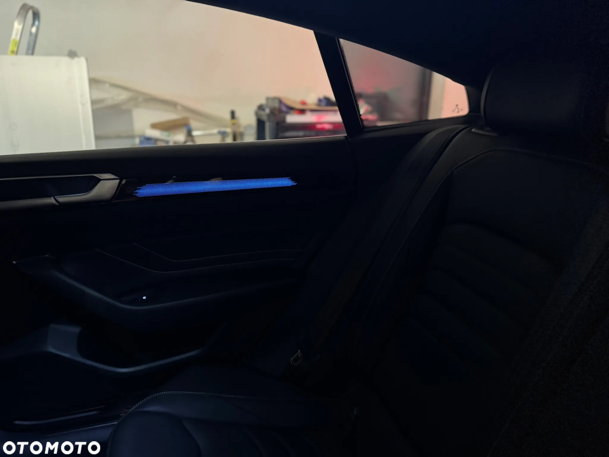 Volkswagen Arteon 2.0 TSI 4Motion DSG R-Line - 29