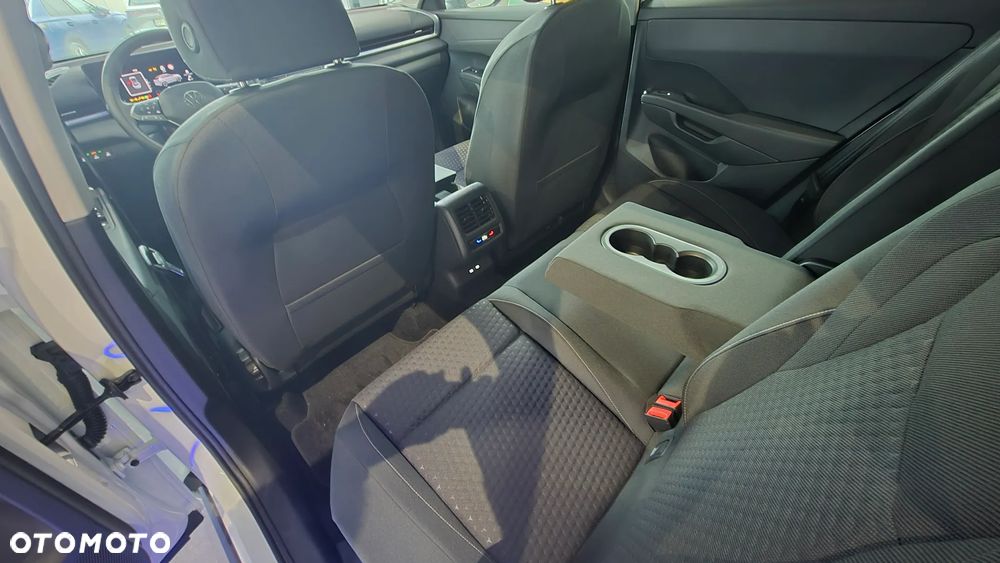 Volkswagen T-Roc 1.5 eTSI OPF DSG Life - 11