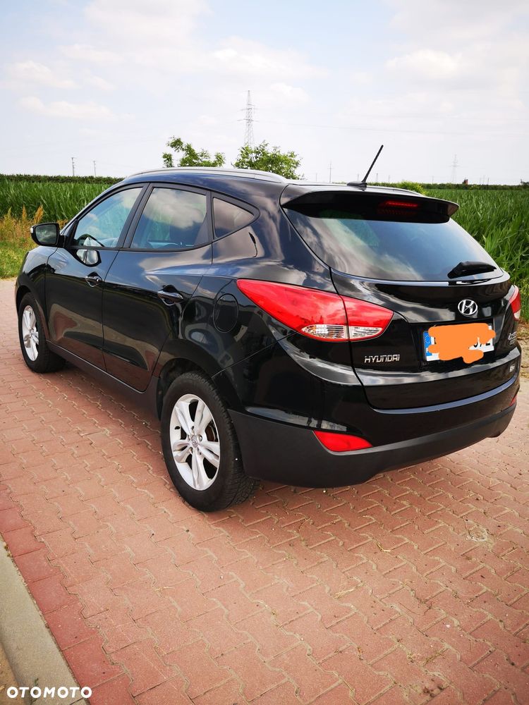 Hyundai Tucson - 2