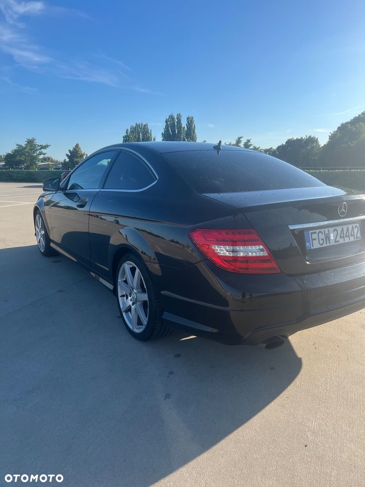 Mercedes-Benz Klasa C 250 7G-TRONIC Edition - 9