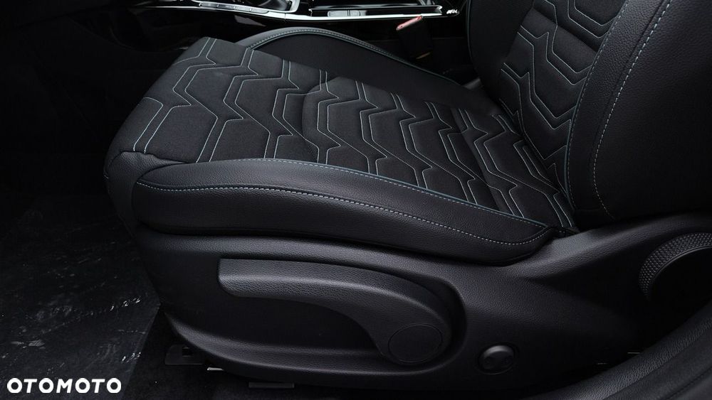 Kia XCeed - 10