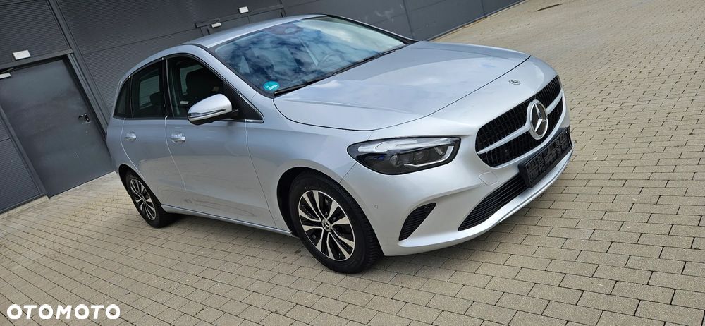 Mercedes-Benz Klasa B 180 7G-DCT Style - 2