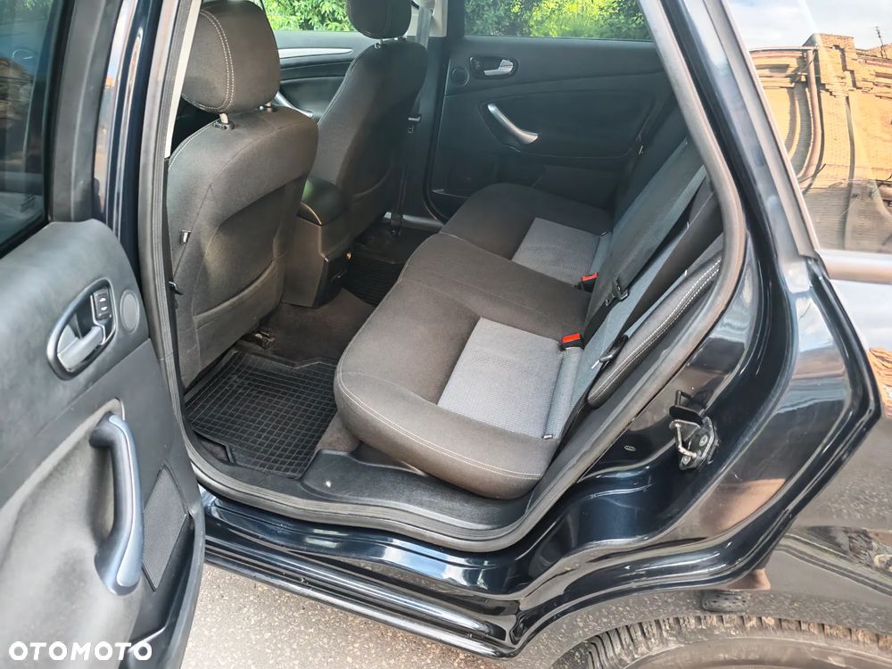 Ford Mondeo 2.0 TDCi Gold X - 20