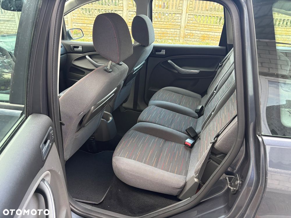 Ford Focus C-Max - 23