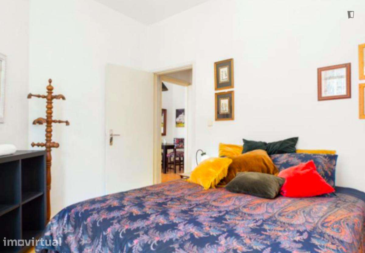 Apartamento com 1 quartos - localizado em São Nicolau Porto - Grande imagem: 2/9