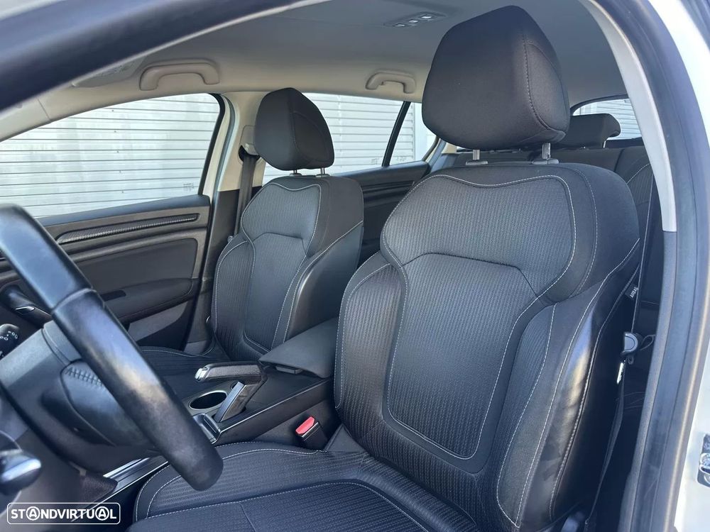 Renault Mégane Sport Tourer - 33