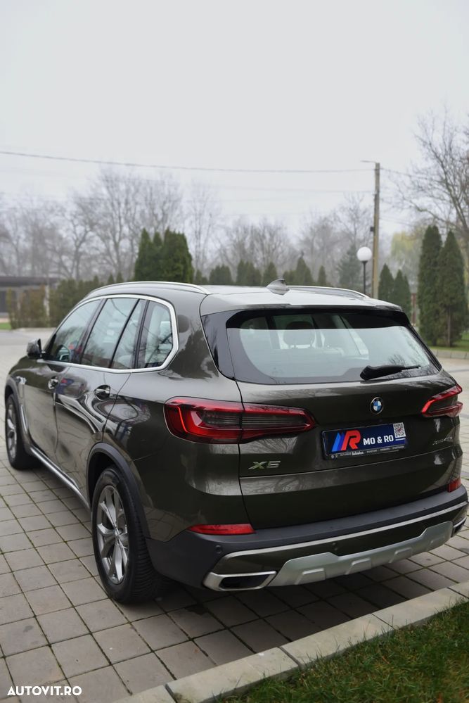 BMW X5 xDrive45e - 24