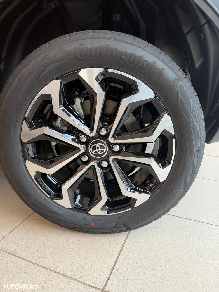 Toyota Yaris Cross 1.5 VVT-i HSD 4x2 Dynamic - 13