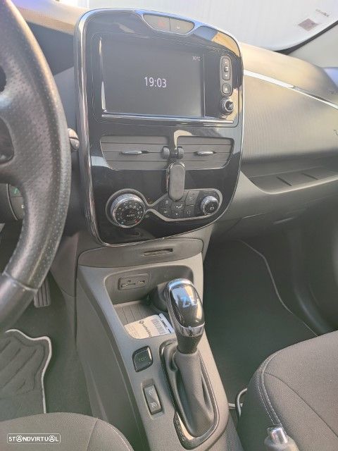 Renault Zoe (c/ Bateria) 41 kwh Intens - 10