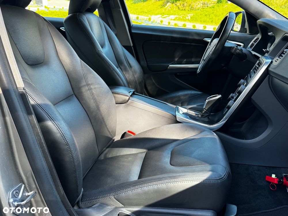 Volvo S60 D3 Geartronic Kinetic - 6