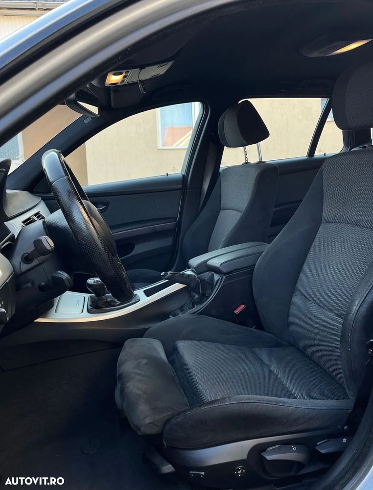 BMW Seria 3 320d - 8