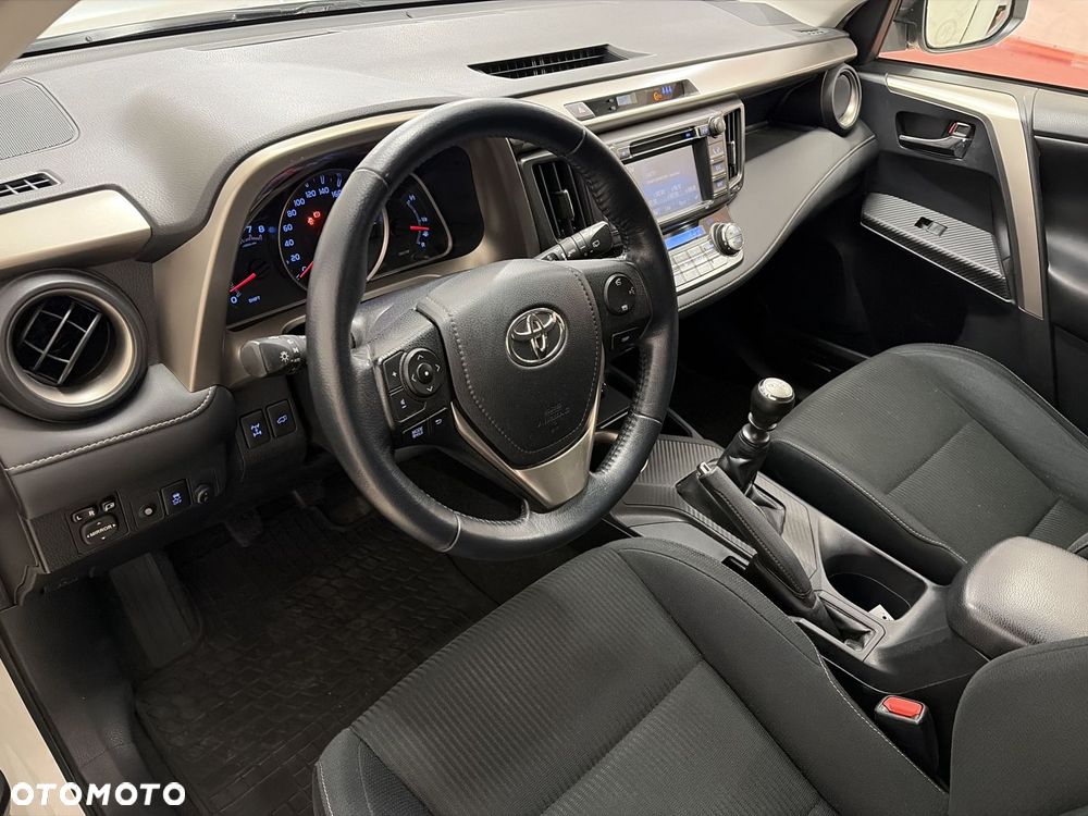 Toyota RAV4 2.0 Premium 4x4 - 10
