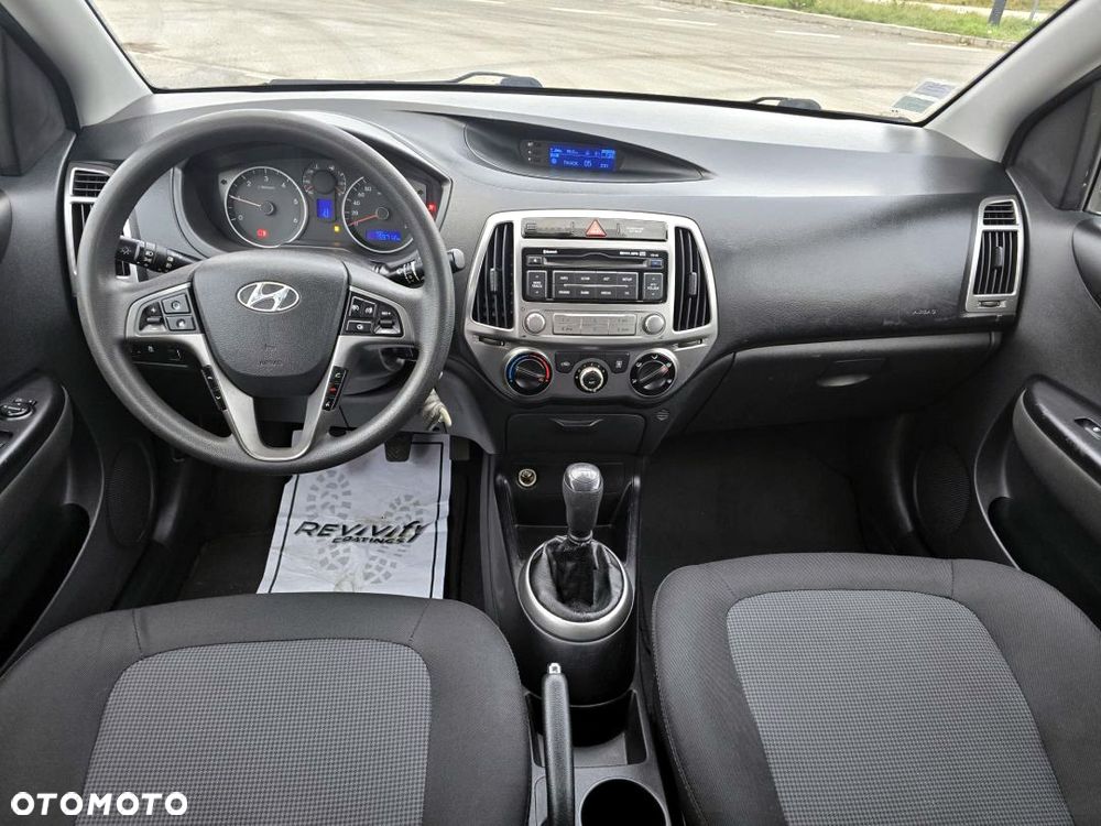 Hyundai i20 1.1 CRDi Comfort - 22