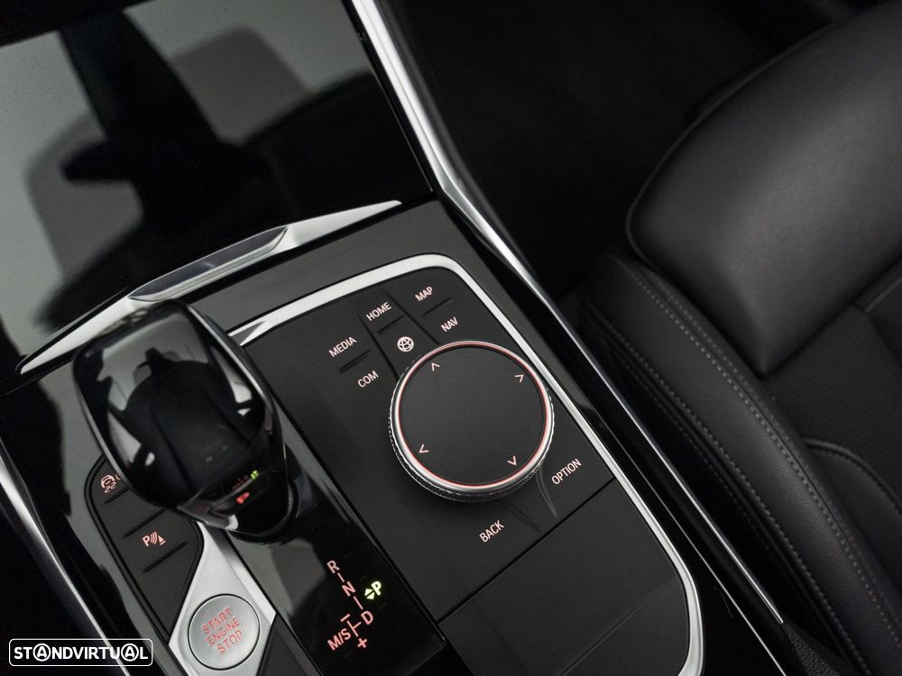 BMW 320 d Line Sport Auto - 24