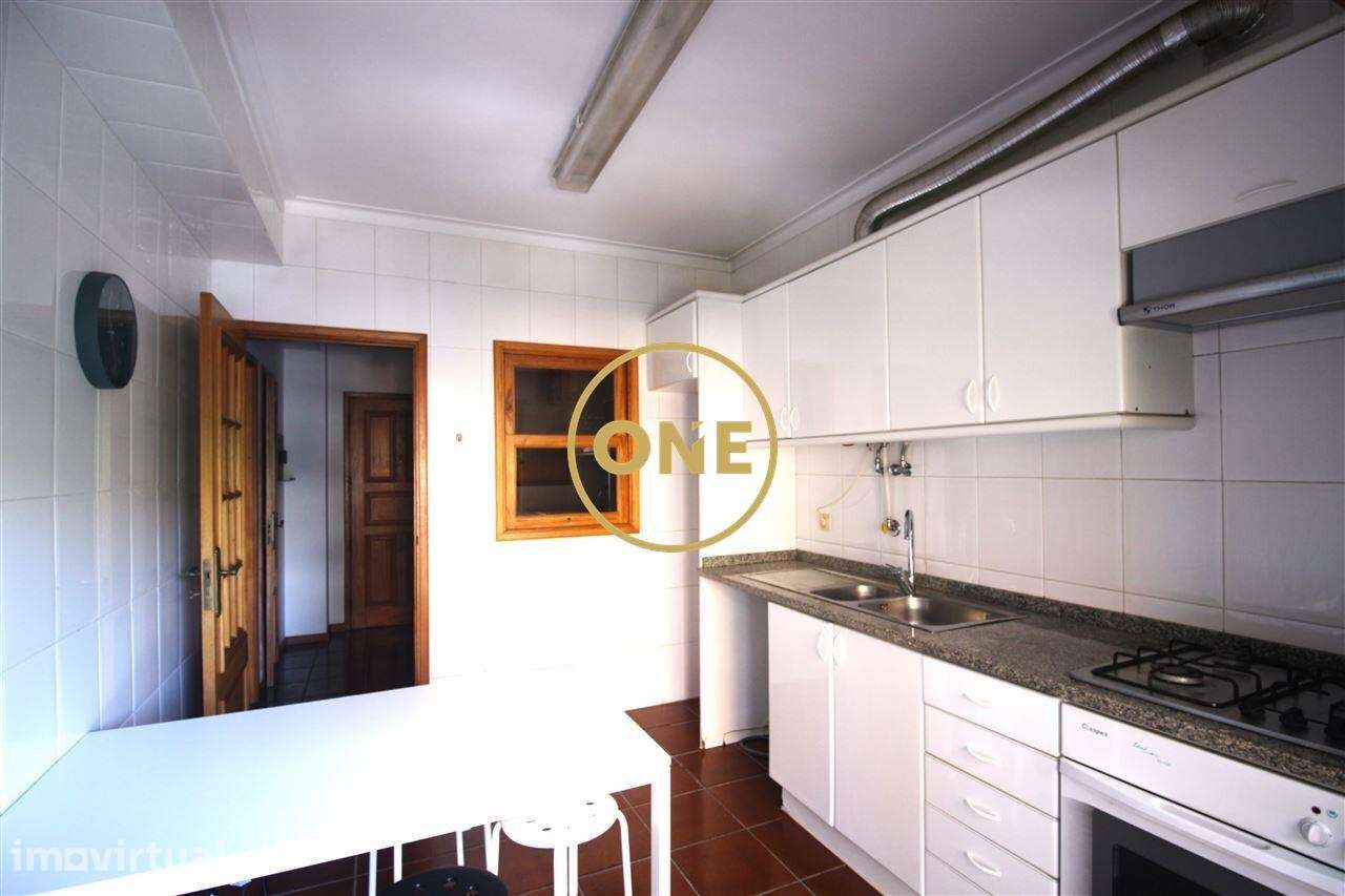Apartamento T1 com Varanda no Centro de Braga - Grande imagem: 3/9