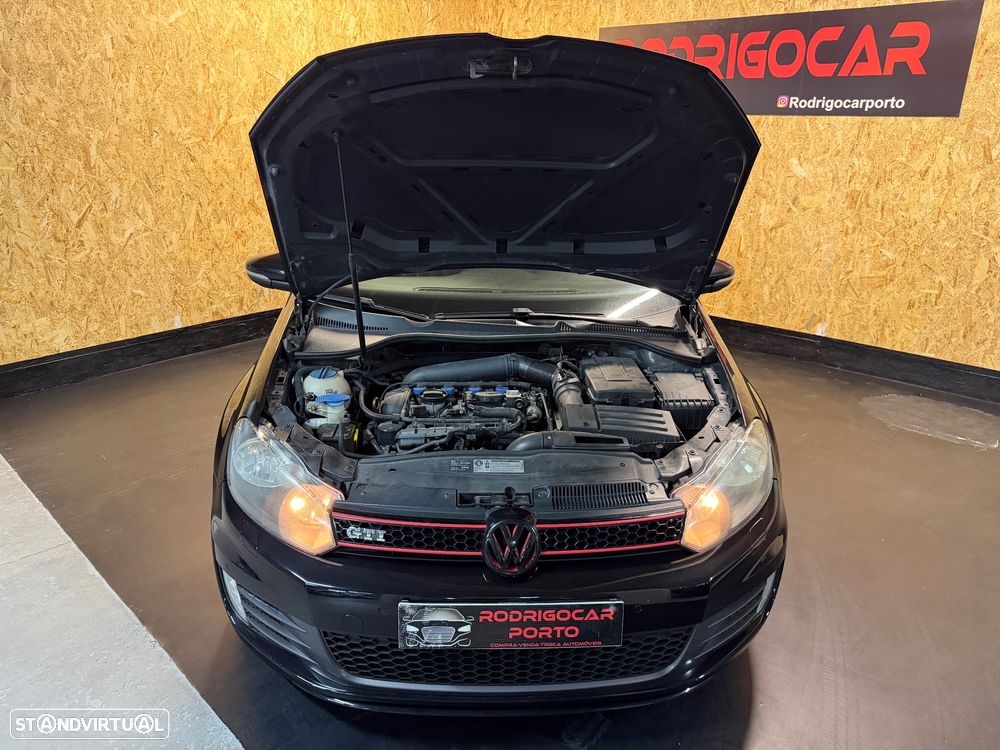 VW Golf 2.0 GTI - 25