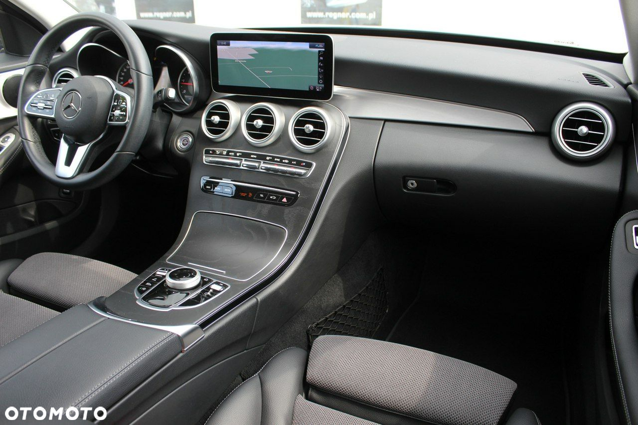 Mercedes-Benz Klasa C - 30