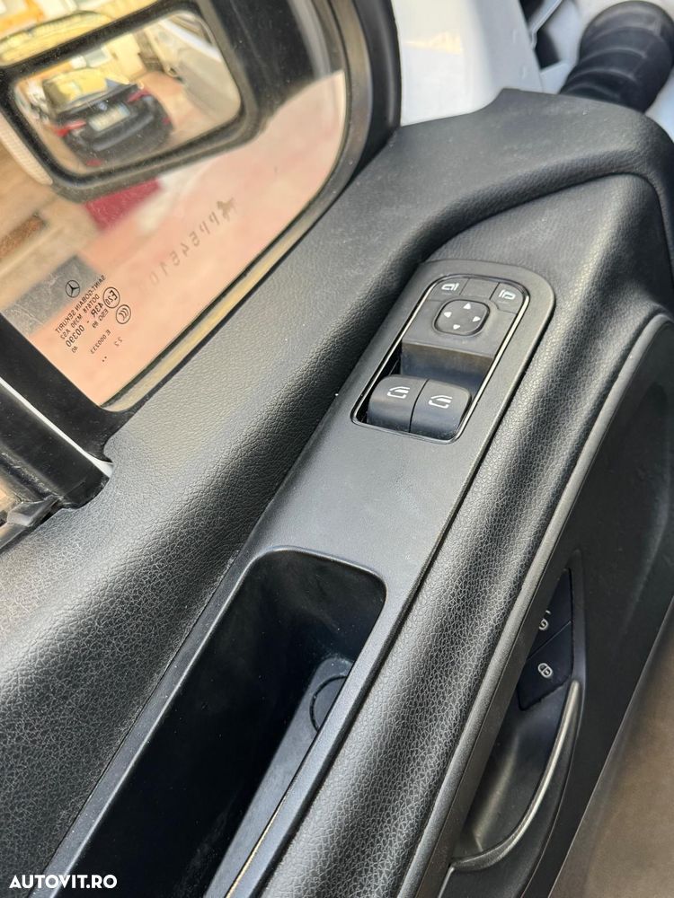 Mercedes-Benz Sprinter - 5