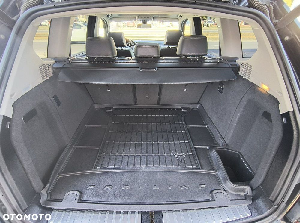 BMW X3 sDrive18d Luxury Line - 13