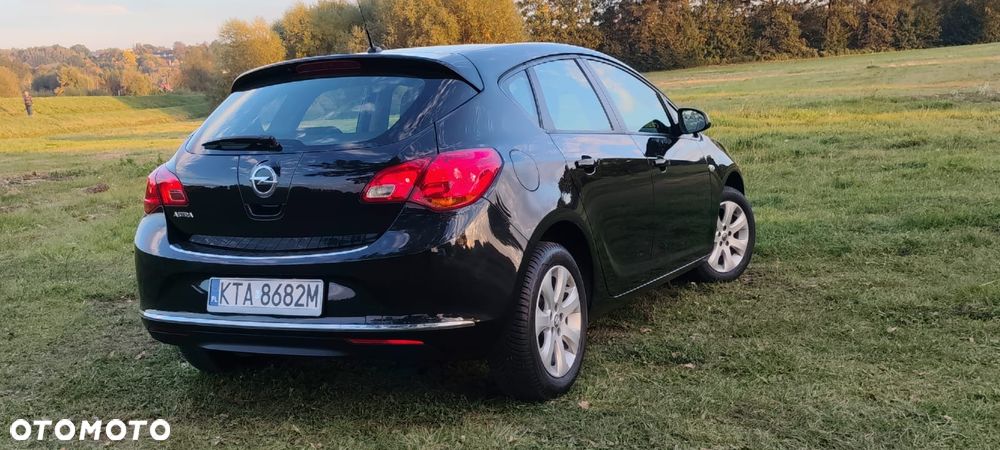 Opel Astra - 10