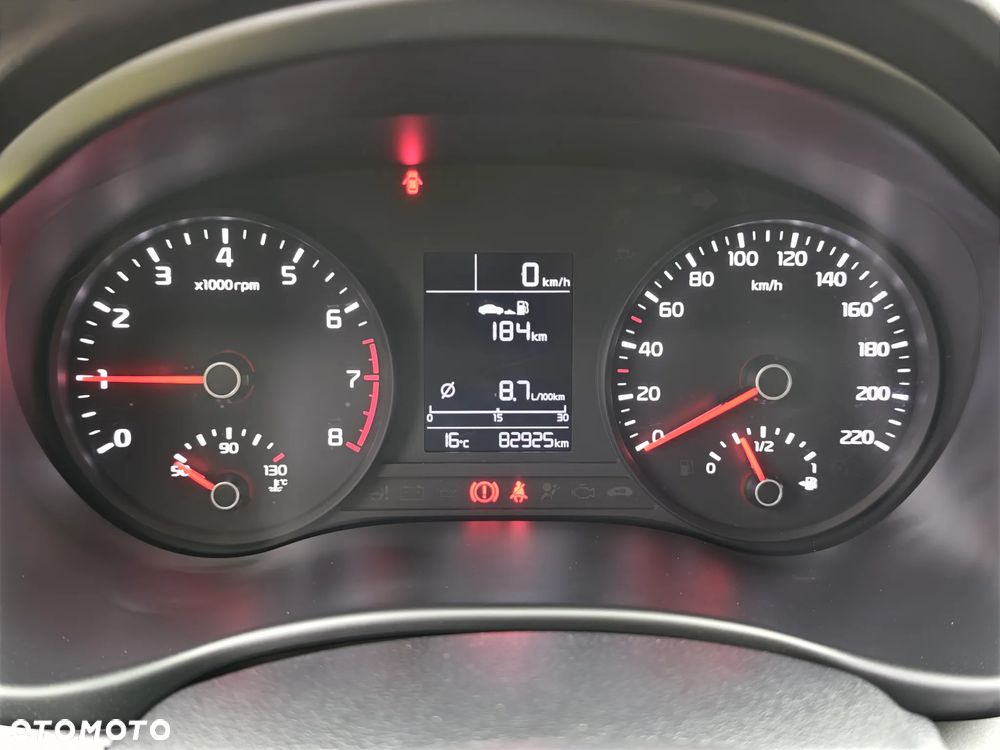 Kia Rio 1.2 L - 24