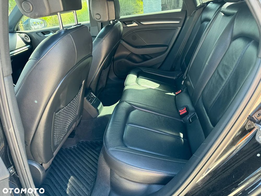 Audi A3 Limousine 40 TFSI Quattro S tronic - 17