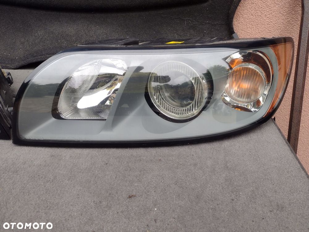 lampy volvo v50 ew. s40 zwykłe komplet eu całe - 2