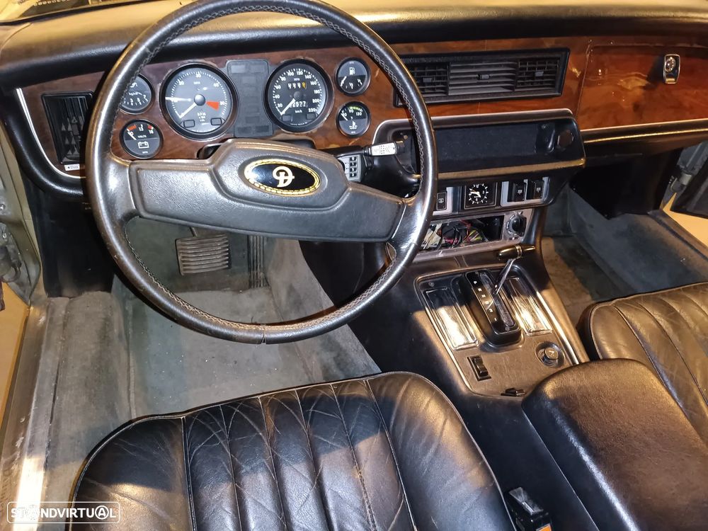 Daimler Sovereign - 11