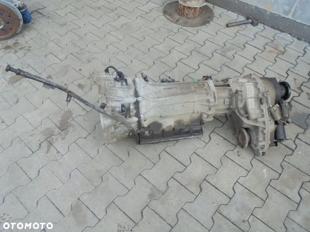 SKRZYNIA BIEGÓW X5BA4 AUTOMAT KIA SORENTO 2.5 CRDI - 2
